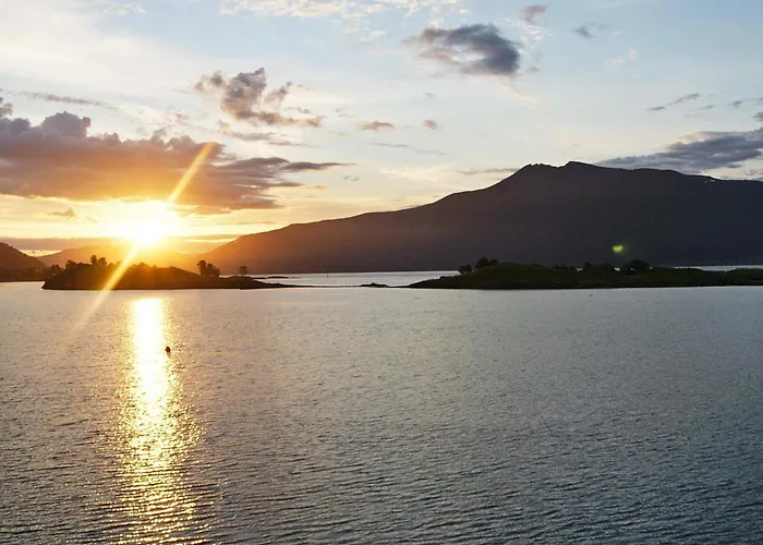 別荘 11 Person In Gullesfjord *